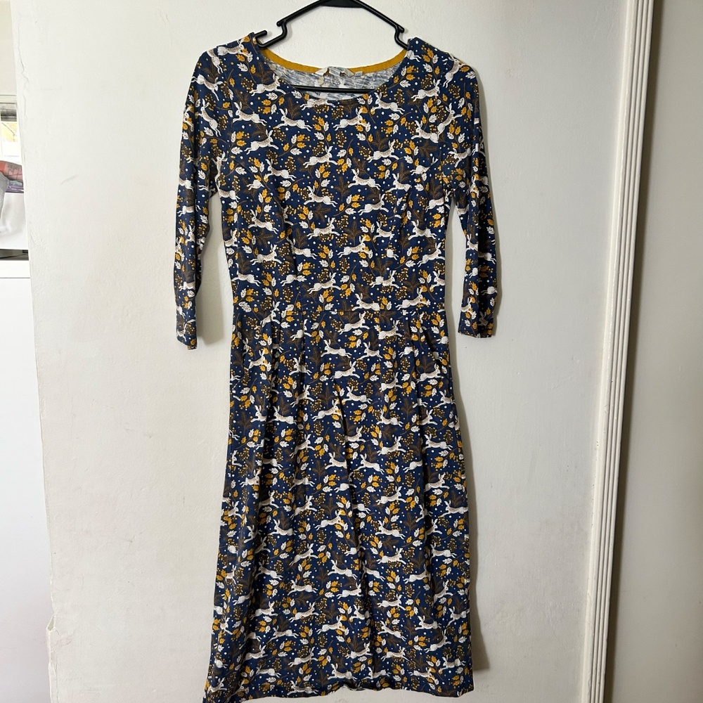 Boden Penny Jersey Boat Neck 3/4 Sleeve Rabbit Print Dress - Picture 4 of 6